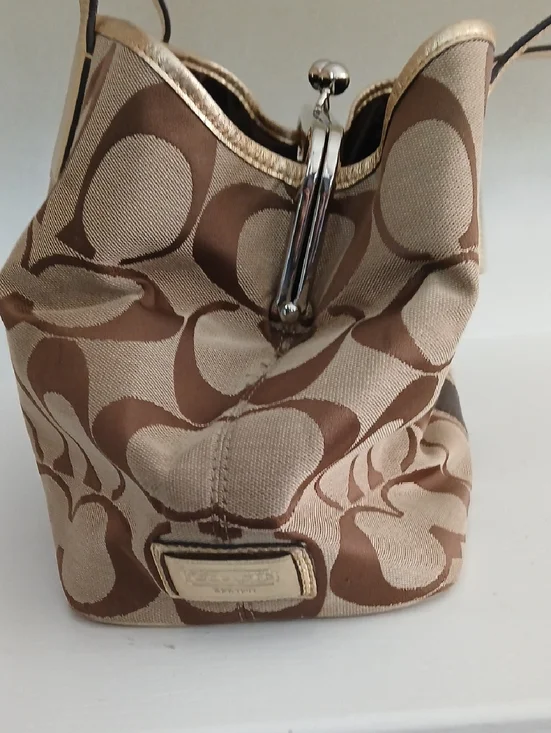 Coach Signature Brown Canvas Tote with Kiss Lock - Picture 3 of 7